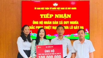 Tập đoàn FVG trao 400 triệu đồng ủng hộ người dân vùng lũ xã Bến Hiên, Duy Nghĩa và Thu Bồn