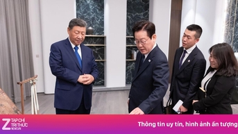 Lý do ông Tập Cận Bình tặng Tổng thống Hàn Quốc điện thoại Xiaomi