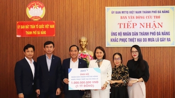 Công ty Cổ phần Đầu tư khai thác nhà ga Quốc tế Đà Nẵng hỗ trợ 1 tỷ đồng khắc phục hậu quả mưa lũ