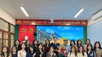 Sinh viên Báo chí “rèn nghề” tại Tòa soạn Báo Hànộimới