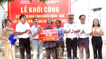 Công ty TNHH Tân Cảng Petro Cam Ranh hỗ trợ xây dựng “Nhà tình nghĩa quân - dân”
