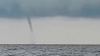 Lại xuất hiện vòi rồng trên vùng biển Lâm Đồng