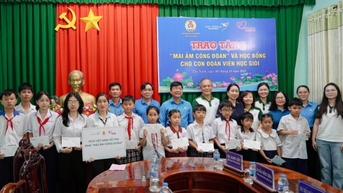 Tập đoàn KCN Việt Nam khởi động chuỗi hoạt động hỗ trợ cộng đồng