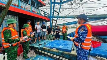 Ứng phó bão số 13: Đà Nẵng yêu cầu di dời dân khỏi vùng nguy hiểm