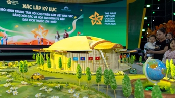 Hội chợ Mùa Thu lần thứ nhất - 2025: 10 ngày giao thương, kết nối và sẻ chia tại 'thủ phủ lễ hội' VEC