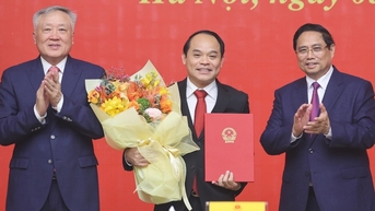 Thủ tướng trao quyết định bổ nhiệm cho ông Nguyễn Quốc Đoàn