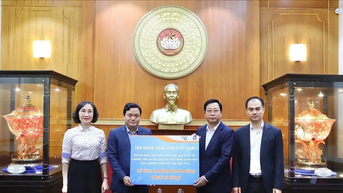 Hơn 1.185 tỷ đồng ủng hộ đồng bào bị thiệt hại do bão lũ