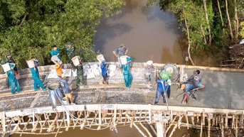 Nhịp cầu nghĩa tình trên kênh Tạo Nguồn