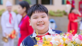 'Chiến Đo học dốt đều' trên phim, ngoài đời có thành tích đáng nể