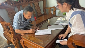 ផ្តោតលើការពិនិត្យឡើងវិញនូវគ្រួសារក្រីក្រ និងជិតក្រីក្រ