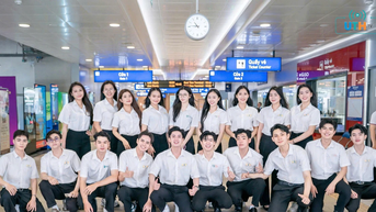 និស្សិត UTH មានបទពិសោធន៍ដឹកជញ្ជូនសាធារណៈ ផ្សព្វផ្សាយទម្លាប់ធ្វើដំណើរបៃតង