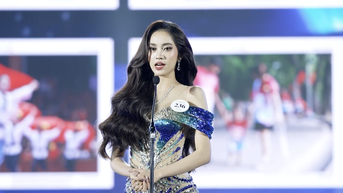 និស្សិតជ័យលាភីលេខ១ បវរកញ្ញាវៀតណាម កញ្ញា Tran Thi Thu Hien បានធ្វើបទបង្ហាញអំពីប្រទេសវៀតណាមដ៏សប្បាយរីករាយ តាមរយៈការចូលរួមក្នុងការប្រលង Happy Vietnam។