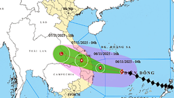 Bão số 13 áp sát đất liền vào chiều 6-11, sức gió giật cấp 17, sóng biển cao đến 10m
