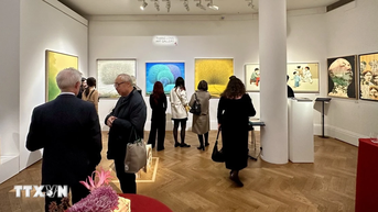 Hội họa Việt Nam tỏa sáng tại Tuần lễ nghệ thuật châu Á London
