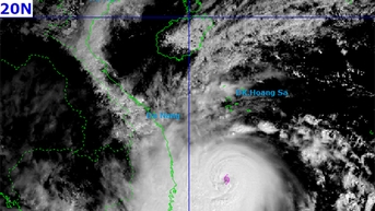 Bão số 13 Kalmaegi mạnh thêm, tiệm cận cấp siêu bão