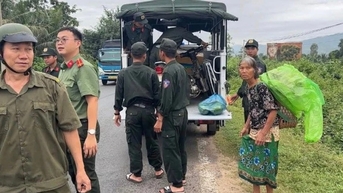 Gia Lai: Khẩn trương di dời dân vùng trũng trước khi bão...