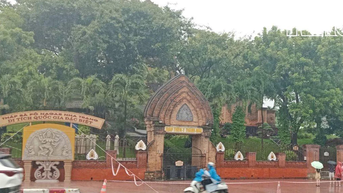 Tạm dừng đón khách tham quan tại các điểm di tích để bảo đảm an toàn trước bão số 13