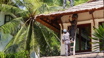 ទេសចរណ៍កោះ Khanh Hoa ឆ្លើយតបនឹងព្យុះ Kalmaegi