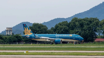 Vietnam Airlines điều chỉnh kế hoạch khai thác do ảnh hưởng của bão số 13 (lần 1)