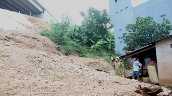 Đảm bảo an toàn cho người dân gần dự án cao tốc trước bão số 13
