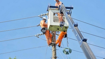 Bảo đảm an toàn điện trong mưa bão