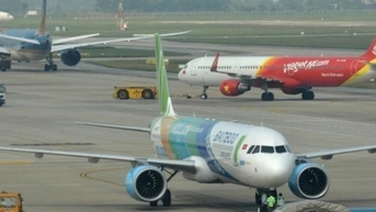 5 sân bay tạm ngừng tiếp nhận tàu bay do bão Kalmaegi