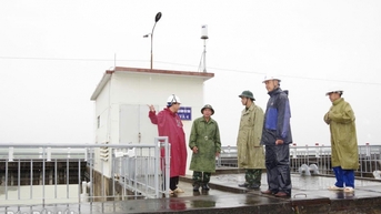 Quân khu 5 kiểm tra công tác ứng phó bão tại Nhà máy thủy điện Sông Hinh