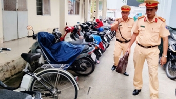 Hơn 840 trường hợp học sinh không đủ điều kiện điều khiển phương tiện đến trường