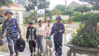 Vùng 3 Hải quân mở cửa Trạm Ra đa 555 đón người dân vào tránh trú bão