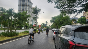 Giải bài toán bãi đỗ xe ô tô khu vực nội đô