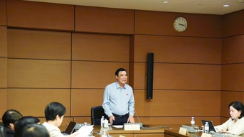 បំពេញក្របខ័ណ្ឌច្បាប់សម្រាប់គំរូទីក្រុងបច្ចេកវិទ្យាខ្ពស់។