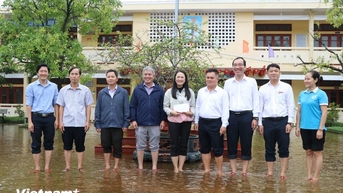 Agribank đồng hành cùng bà con vùng lũ thành phố Huế