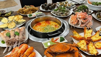 Buffet hải sản Hà Nội: 21 địa chỉ từ cao cấp đến bình dân