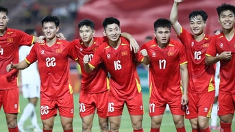 HLV Kim Sang-sik bất ngờ loại tiền vệ Việt kiều khỏi tuyển U22 Việt Nam