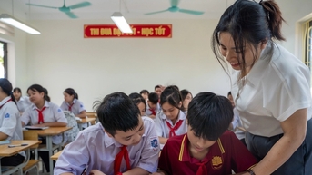 97% giáo viên THCS hài lòng với công việc, 58% chấp nhận mức lương hiện tại