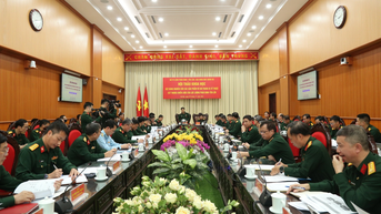 Hội thảo khoa học “Đặt hàng nghiên cứu các sản phẩm vũ khí trang bị kỹ thuật có ý nghĩa chiến lược của lực lượng Pháo binh - Tên lửa”