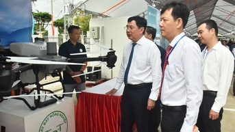 Ứng dụng khoa học, công nghệ vào các ngành, lĩnh vực