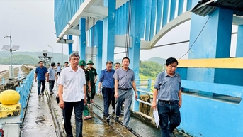 Tuyệt đối phải bảo đảm an toàn các công trình thủy lợi trước bão số 13