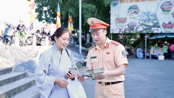 Hiểu luật để tốt đời đẹp đạo