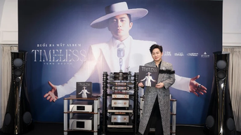 Tùng Dương trở lại với những tình khúc bất hủ trong đĩa than đầu tay “The Voice-Timeless”