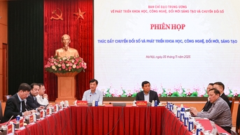 Phải đồng bộ 3 nhóm: Dữ liệu - Thủ tục hành chính - Phân cấp ủy quyền mới tạo được hệ thống dùng chung, hiệu quả