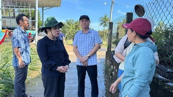 Phó Bí thư Thường trực Tỉnh ủy Cao Thị Hòa An: Khẩn trương khắc phục thiệt hại sau bão số 13