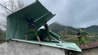 Quảng Ngãi: Hàng trăm cán bộ giúp dân sửa chữa nhà ở