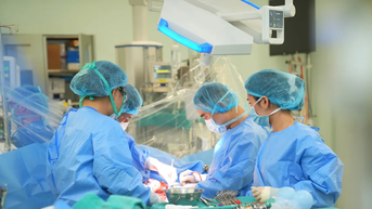 Thực hiện thành công ca vợ hiến gan cho chồng