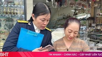“Đi từng ngõ, gõ từng hộ” hỗ trợ chuyển từ thuế khoán sang kê khai