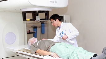 Đẩy nhanh tiến độ xây dựng thêm bệnh viện ung bướu tại Hà Nội