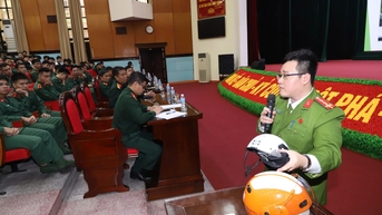 Lan toả văn hoá an toàn giao thông trong tuổi trẻ Quân đội