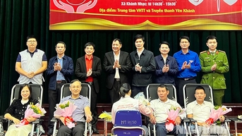 ពិធីបុណ្យបរិច្ចាគឈាមស្ម័គ្រចិត្តនៅឃុំយ៉ង់ខាញ់