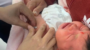 Bổ sung đối tượng trong chương trình tiêm chủng mở rộng và hình thức tiêm chủng bắt buộc