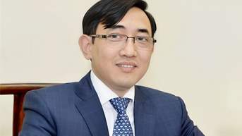 Giáo sư giàu nhất Việt Nam: Top 5 trên sàn chứng khoán, sắp là tỷ phú USD